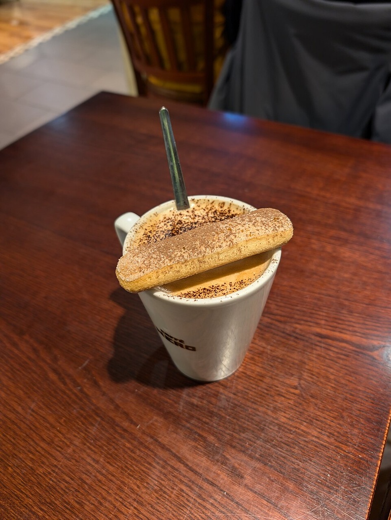 [BAR-ESP-TIRAMISU-LATTE] تيراميسو لاتيه