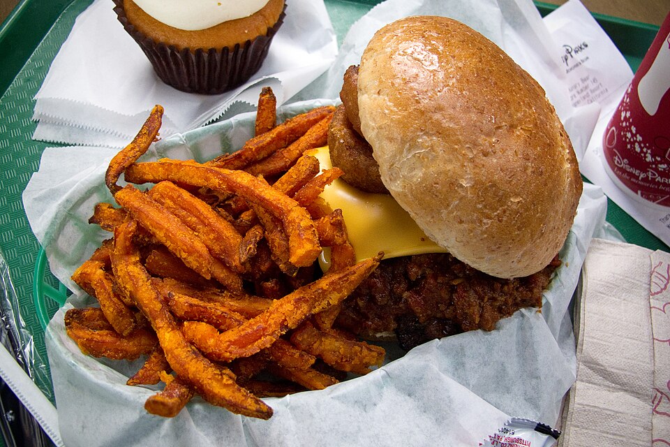 [BAR-BUR-CHILI-CHEESE] Chili Cheese Burger